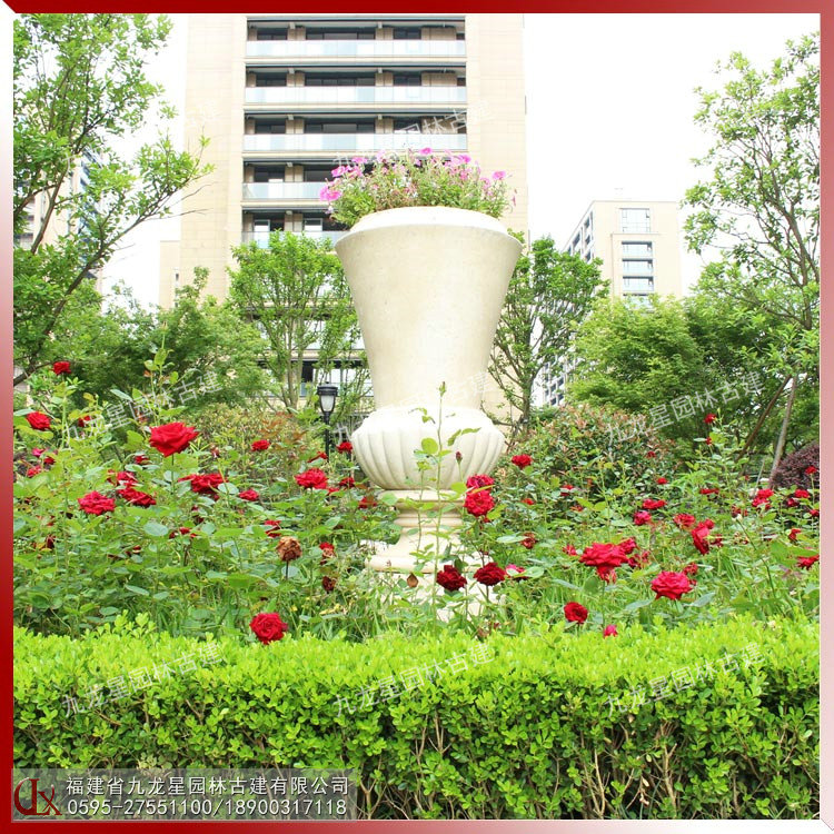 精美石雕花缽圖片